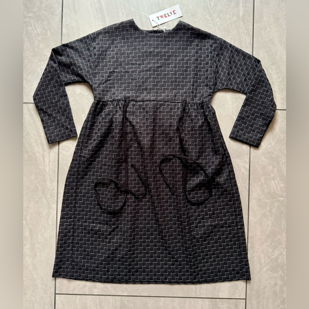 Girls Twelve Brand Dress 10 Medium Black White Dance Formal Church Party NWT